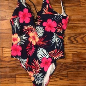 Victoria’s secret PINK one piece swimsuit Size M